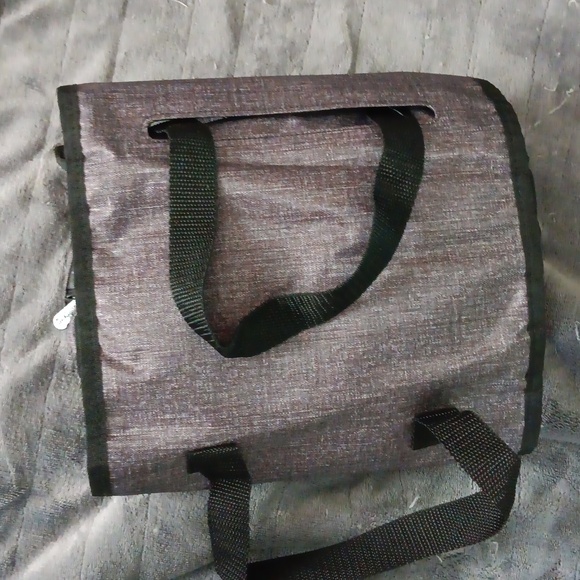 Cosmetic bag - Picture 2 of 3